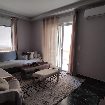 Two Bedroom Apartment In Афины Экстерьер фото