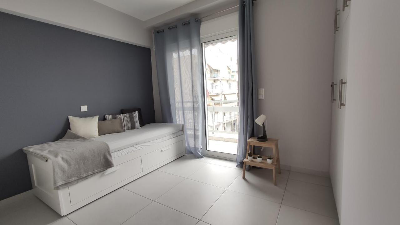 Two Bedroom Apartment In Афины Экстерьер фото